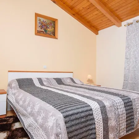 Apartment Zuta Vila Kaštela